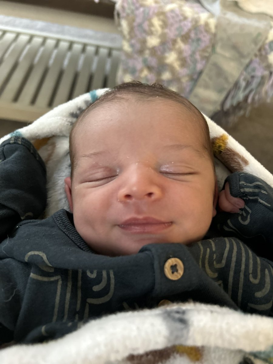 raygannicoleee's tweet photo. It’s 5am, I just got done feeding my son, &amp; now I’m watching him laugh while he’s dreaming. Happy one month littles. I am beyond lucky to be your Mama 💙 https://t.co/vvHr3QGOKx