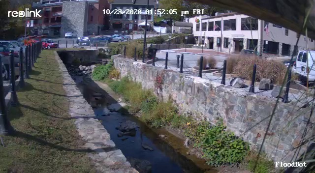 umbc_floodbot's tweet photo. Current Temp at Hamilton Str. Prkng Lot D on 04/01/2023, 06:00 is: 62.58. It feels like 62.6. Raining Probability 1.0. Rain Intensity : 0.0262 The day is Light Rain #EllicottCity,#Flood,#Flashflood,#Floodbot,#AIConverse #UMBC Prototype/NSF GR#1640625 https://t.co/50OZ3hMNy5