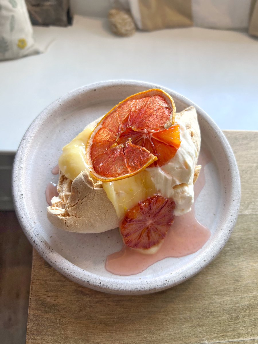 RocketRye's tweet image. We have tables available for this evening.

Could really do with getting them filled.
It would be just lovely if you could help us do that.

rocketrye.co.uk 
01446 775884