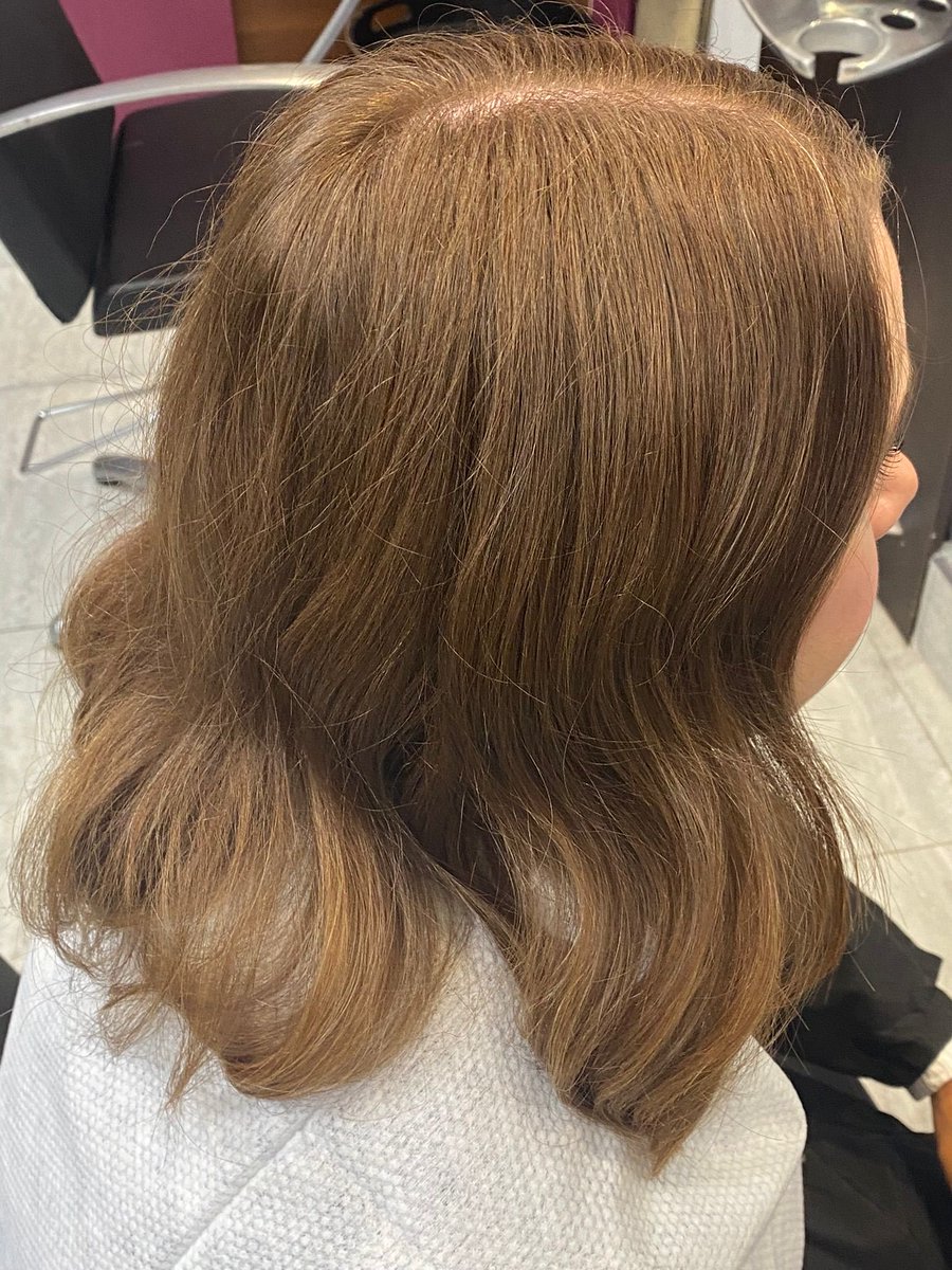 lazaroubrothers's tweet image. This before looks lovely but the after will knock you ‘red’ #beautifulred #naturaltones #lazaroubirchgrove #samanthastylistlazaroubirchgrove