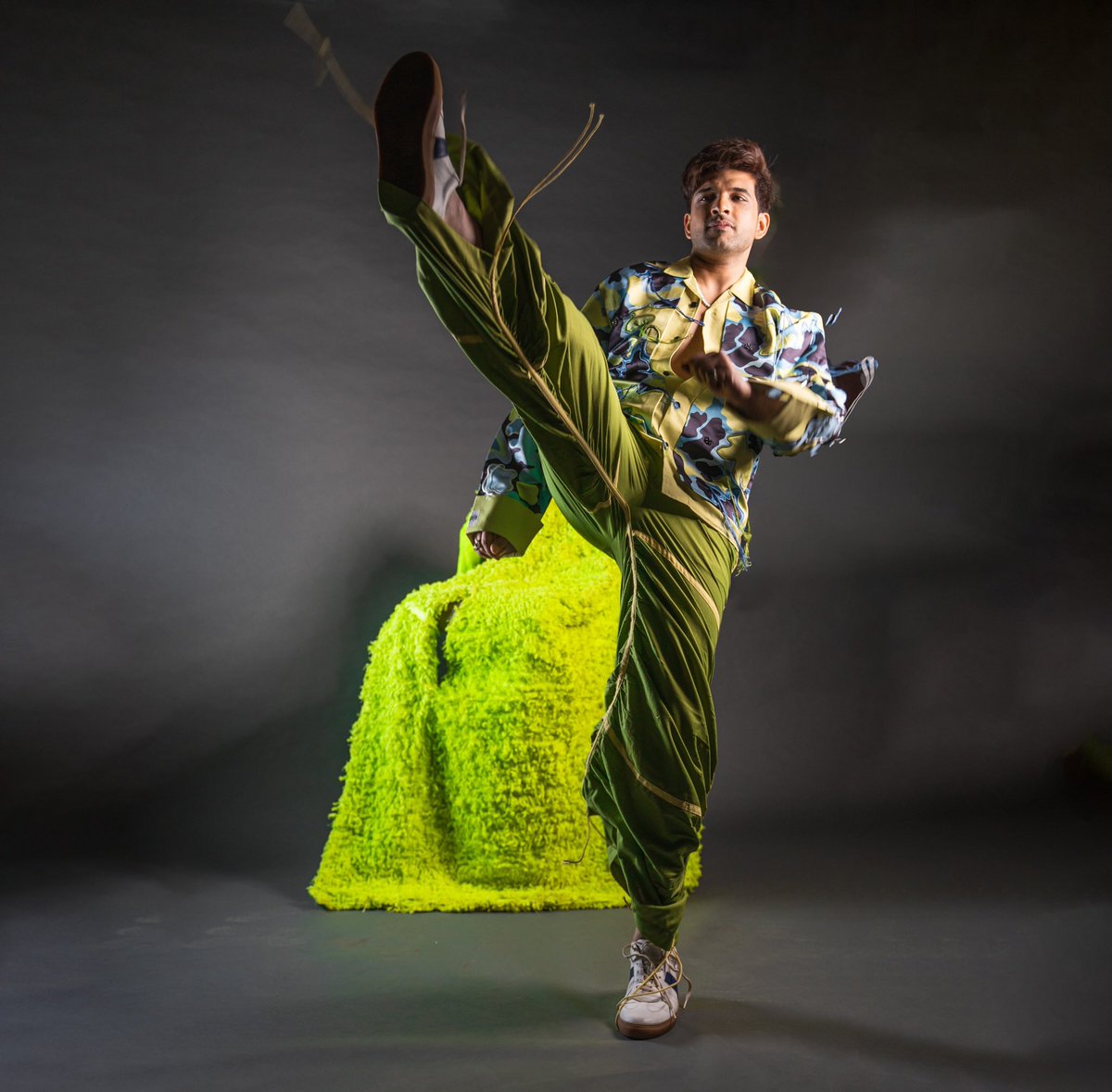 kkundrra's tweet photo. mean green https://t.co/6z5hjTou9l