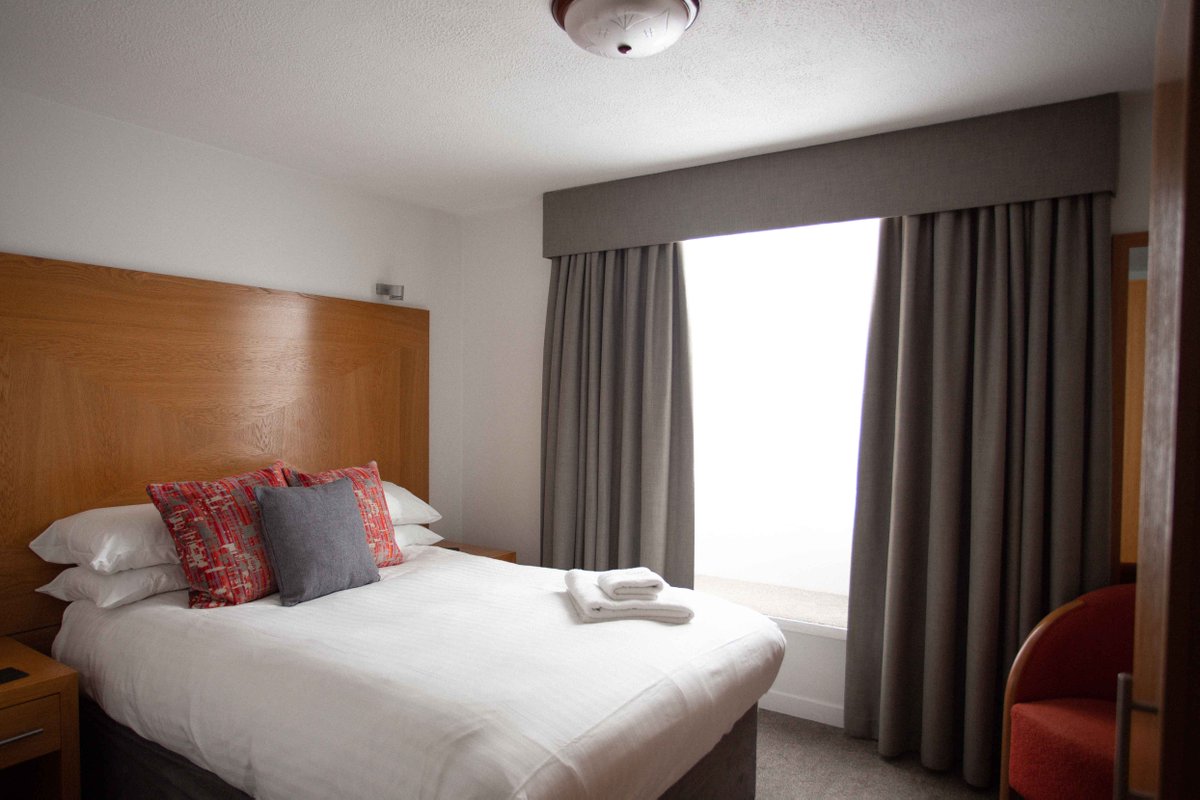 Discover Cornwall in springtime, with our special offer from the 1st - 16th April 2023.

Book for 3 nights in a double room for just £325.00 or our city double for £375.00 and get a £25.00 restaurant voucher, breakfast &amp; car parking! 

Call us on 01872 270345 for this offer.