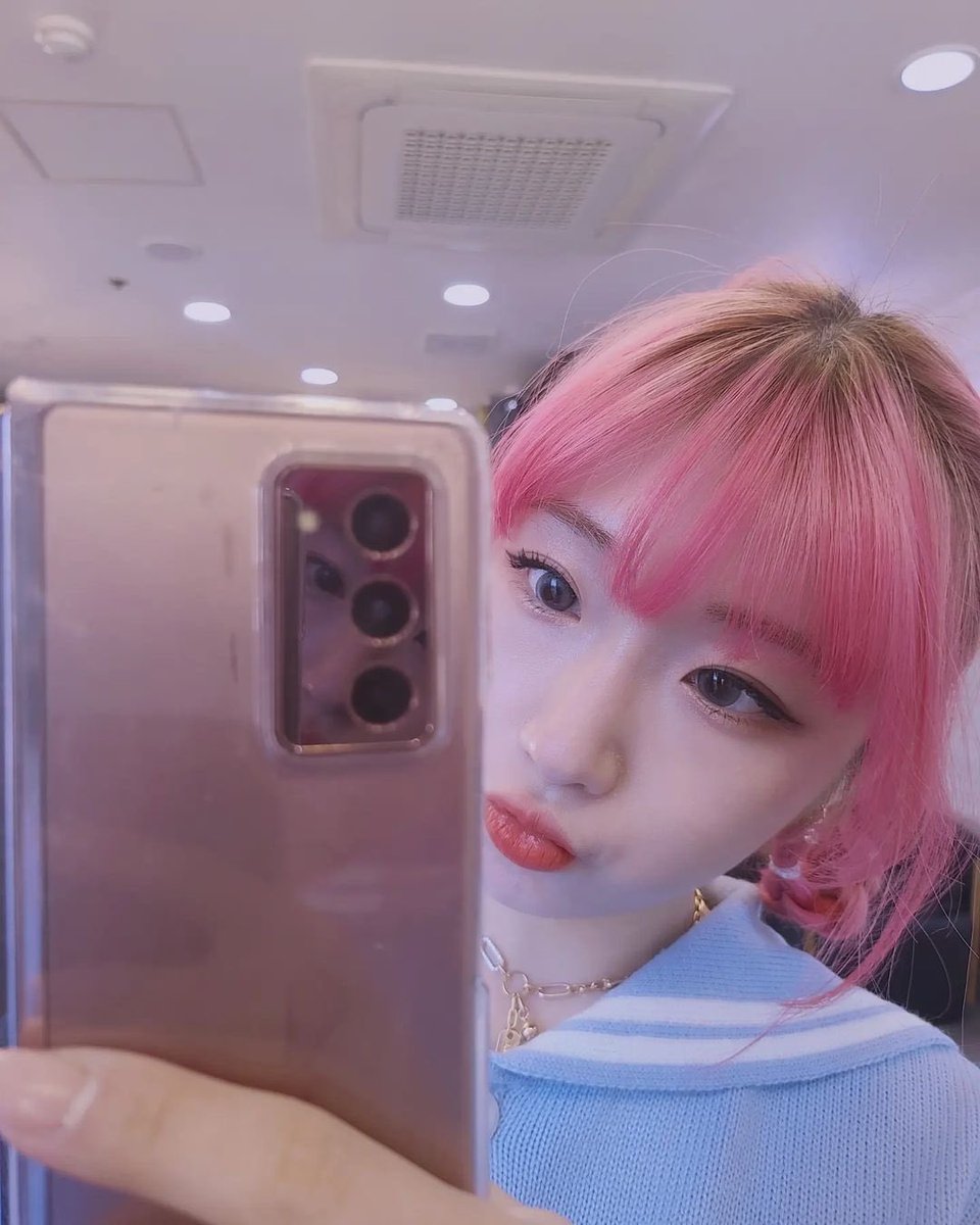 seoryoungdaily's tweet photo. 🧚‍♀️ SNS 🧚‍♀️
230401 - 126.00_ instagram update 

“Cherry blossom color 🌸”

[#gwsn #공원소녀 #seoryoung #서령 @official_GWSN] https://t.co/ptFdlQBlrR
