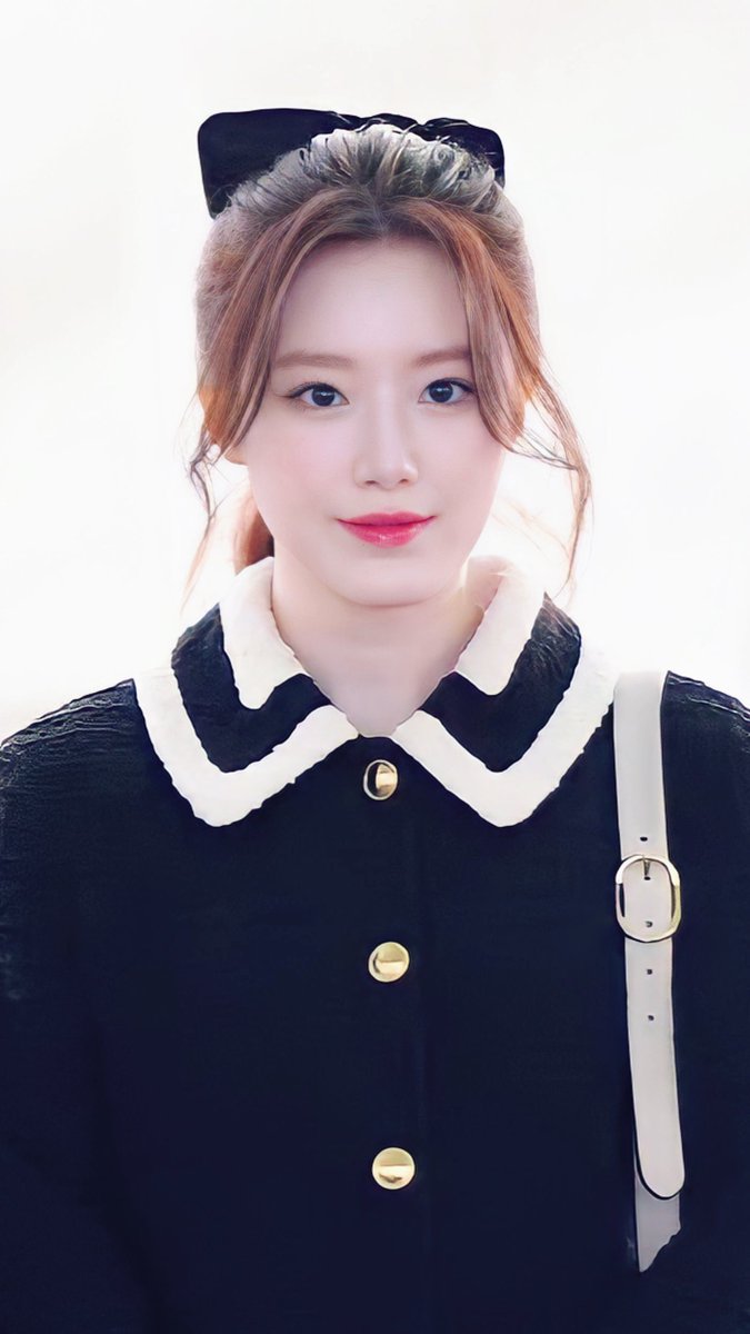 Shu0106_'s tweet photo. 💛🫧
#SHUHUA #슈화 #舒華 #GIDLE #여자아이들 https://t.co/7d99gqBBex