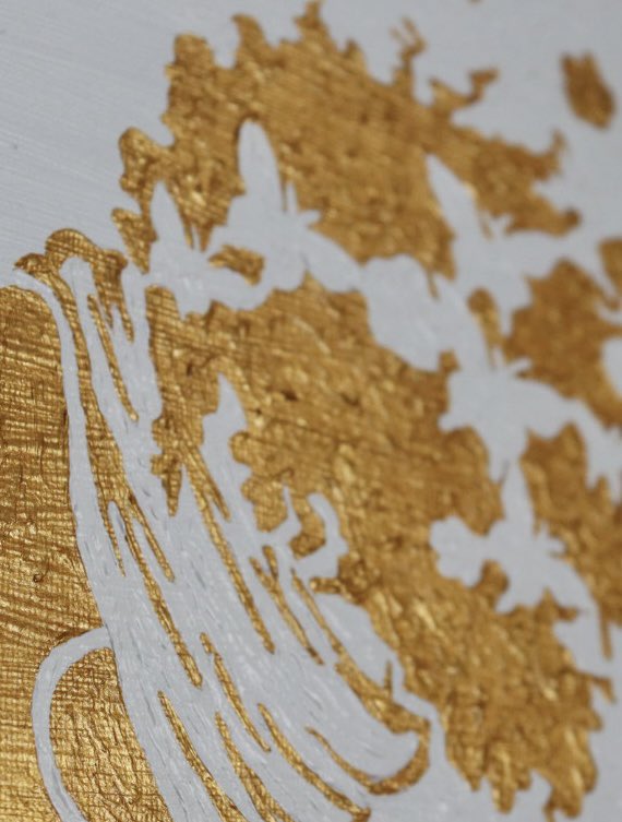 VibrantLook's tweet photo. Gold &amp; White vibes 🦋
🎨 https://t.co/IbIjSEjEAJ https://t.co/z1Gp4wKXzy