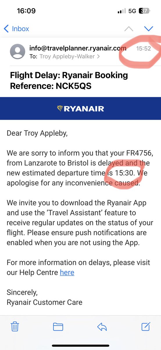 TroysR_Us's tweet photo. @Ryanair  this is less than helpful! Why send an email saying expected take off is 29 mins before the email? 
Currently been sat on the runway for 3 hours! Not even a free drink. Thanks for that! #delay #flightdelay #ryanair https://t.co/ugP0qZqekv