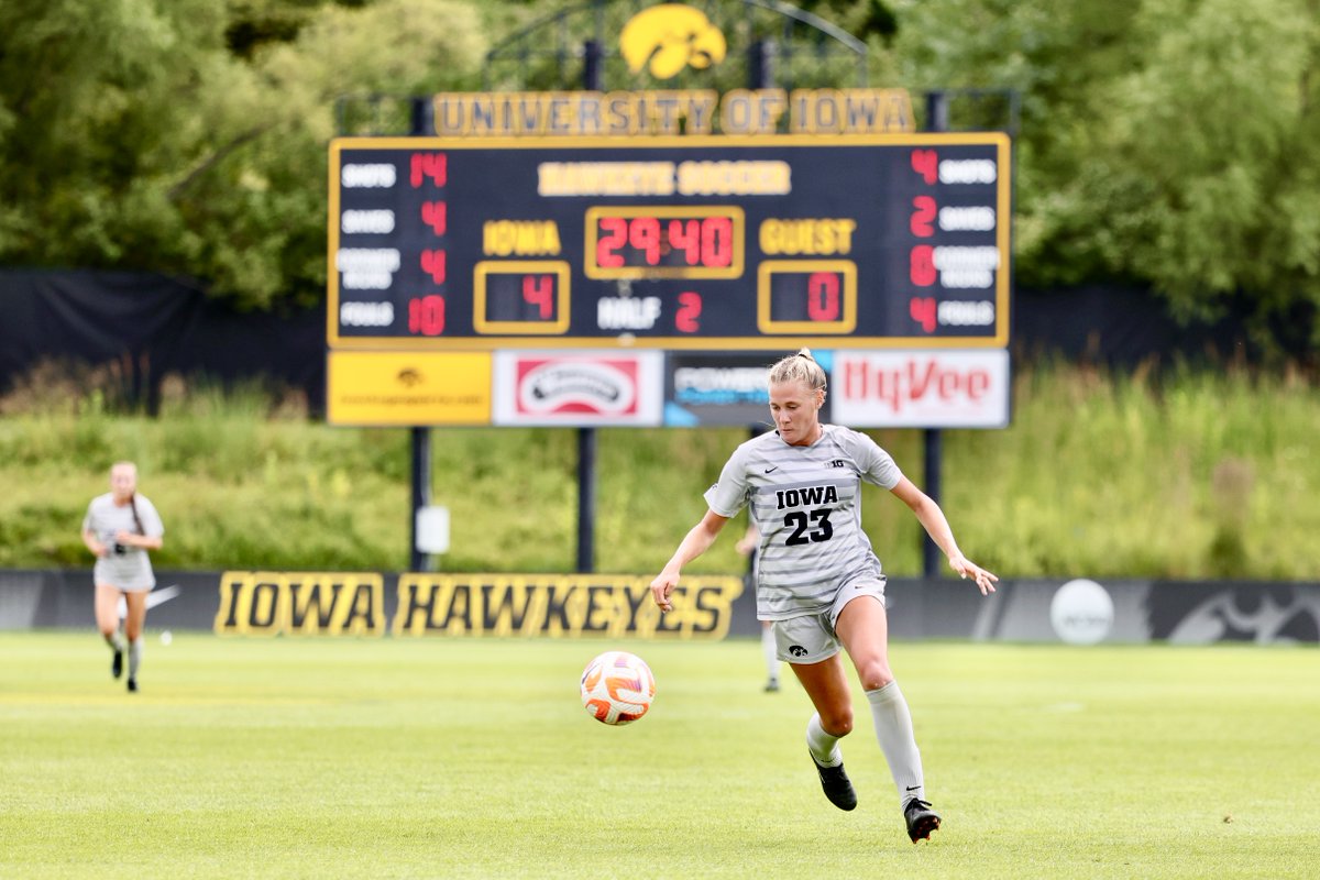 Hawkeye Soccer tweet media