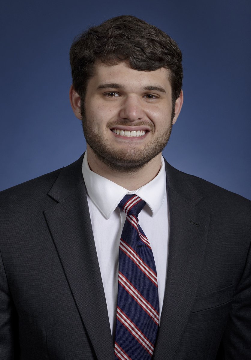 Hi #medtwitter! I’m Andrew and I’m a rising MS4 
<a href="/1LECOM/">LECOM</a> <a href="/lecombradenton/">LECOM Bradenton</a>. I’m applying PM&amp;R for #match2024! My interests are Sport Medicine, Cancer Rehabilitation, IDD Community, and Pain Management. Can't wait to join the best specialty💪🏽
#physiatry #PMRtwitter