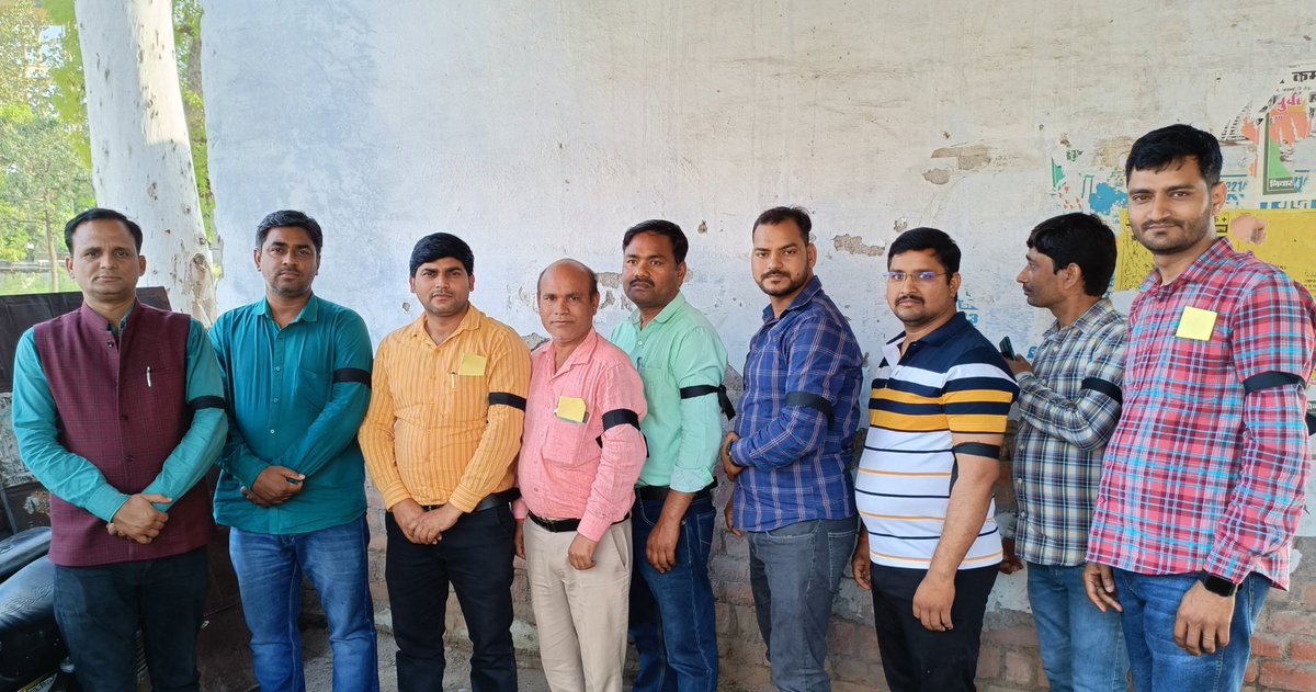 Deepak12Banki's tweet photo. #नयी_पेंशन_योजना #NPS_के_विरोध में...

#NPS_QUIT_INDIA #NPS_GO_BACK #NPSgoback #NPS_GO_BACK #OPS_COME_BACK #ops_लागू_करो https://t.co/9VhP0Y3L8l