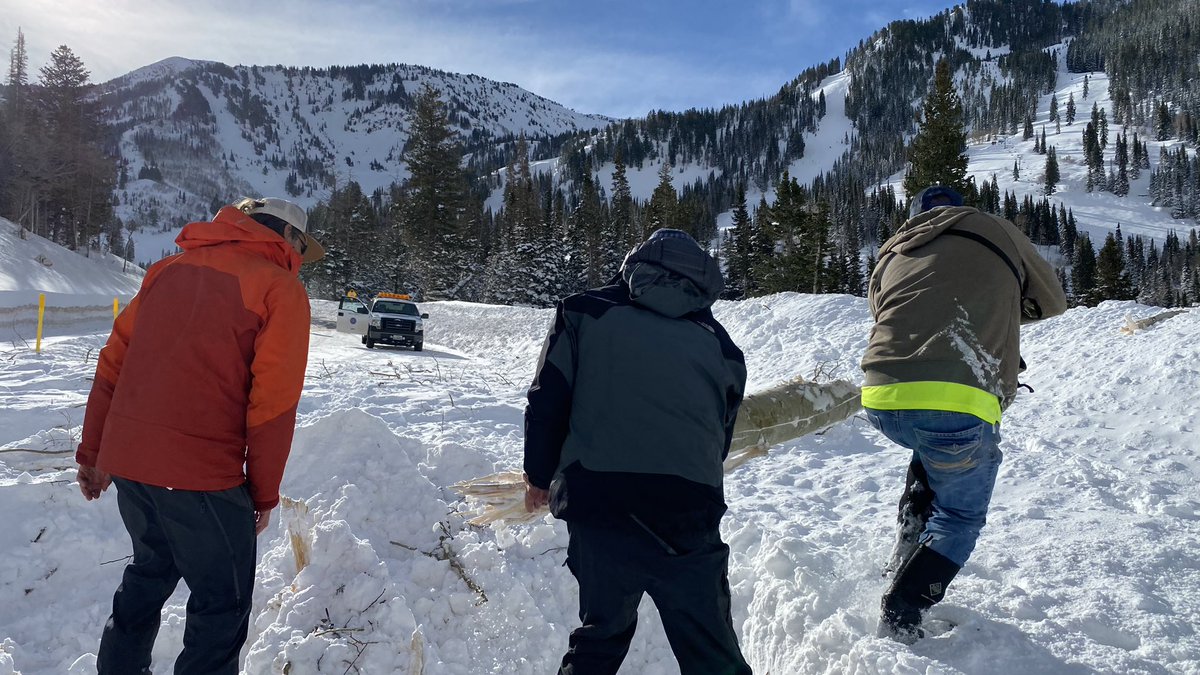 UDOT Cottonwood Canyons tweet media
