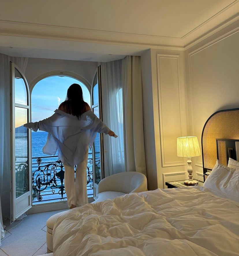 romsthinker's tweet image. morana taken by tristan on their lil vacation