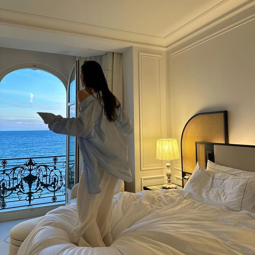 romsthinker's tweet image. morana taken by tristan on their lil vacation
