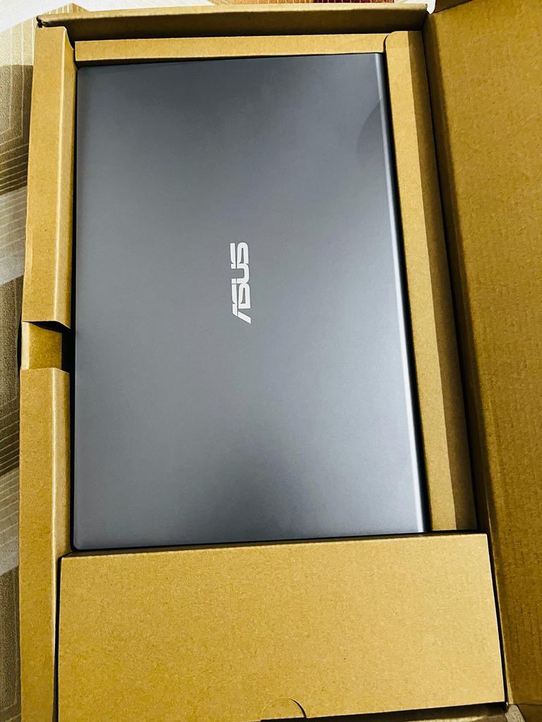 SewaIndia_'s tweet photo. Gave away Asus laptop to a PhD student. She rejoiced to get the laptop as now she can start writing her thesis. 

Thank you so much patrons for your valuable support. :) https://t.co/SHLlRm9bFa