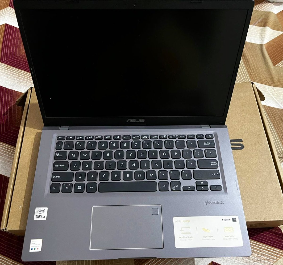 SewaIndia_'s tweet photo. Gave away Asus laptop to a PhD student. She rejoiced to get the laptop as now she can start writing her thesis. 

Thank you so much patrons for your valuable support. :) https://t.co/SHLlRm9bFa