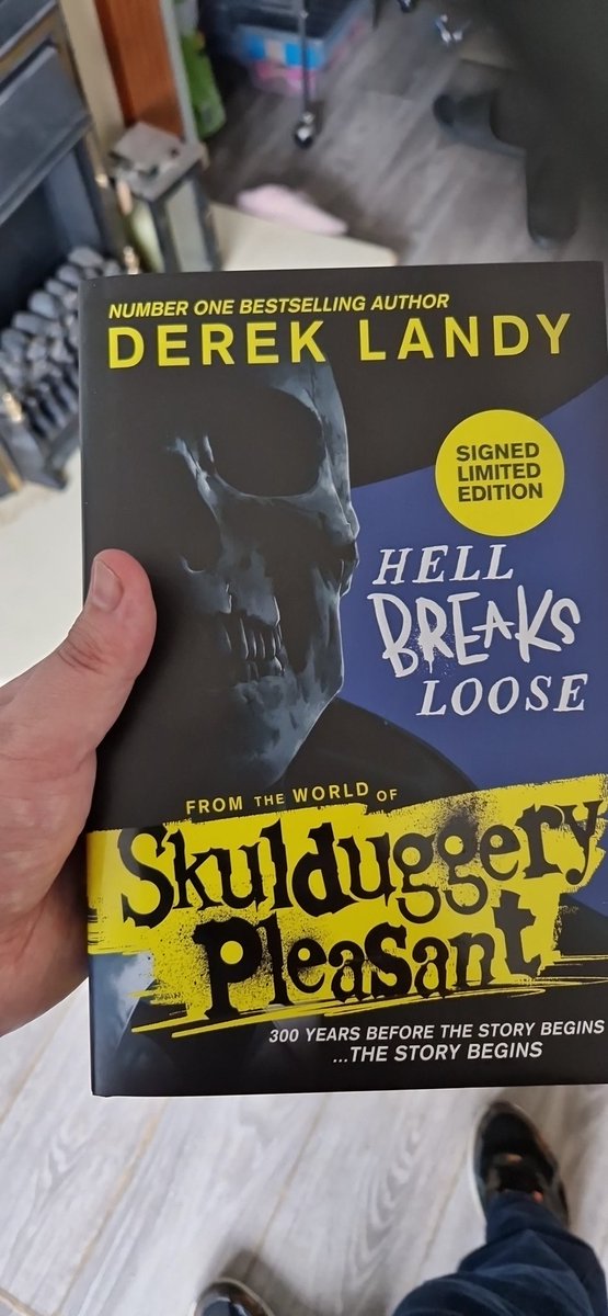 jchoey1's tweet photo. @DerekLandy 

My friend i cannot wait to crack into this book, I always wanted to know more about the Skull man's life before Val https://t.co/HhVGz1RHJS