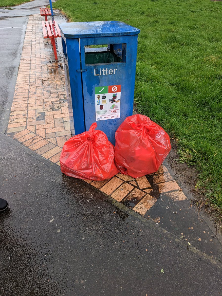 <a href="/motionmanor/">Motion Manor - The Animation & Illustration Studio</a> Team Litter Pick 🚮
It was cold, cloudy and wet but we managed to collect 12 bags of litter
💪💪💪
#keepwalestidy #SpringCleanCymru #Butetown #Cardiff #gwanwynglâncymru #Cardiffcouncil