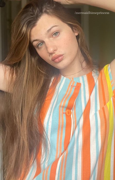 Good morning :) https://t.co/p0N2BJ6AYi