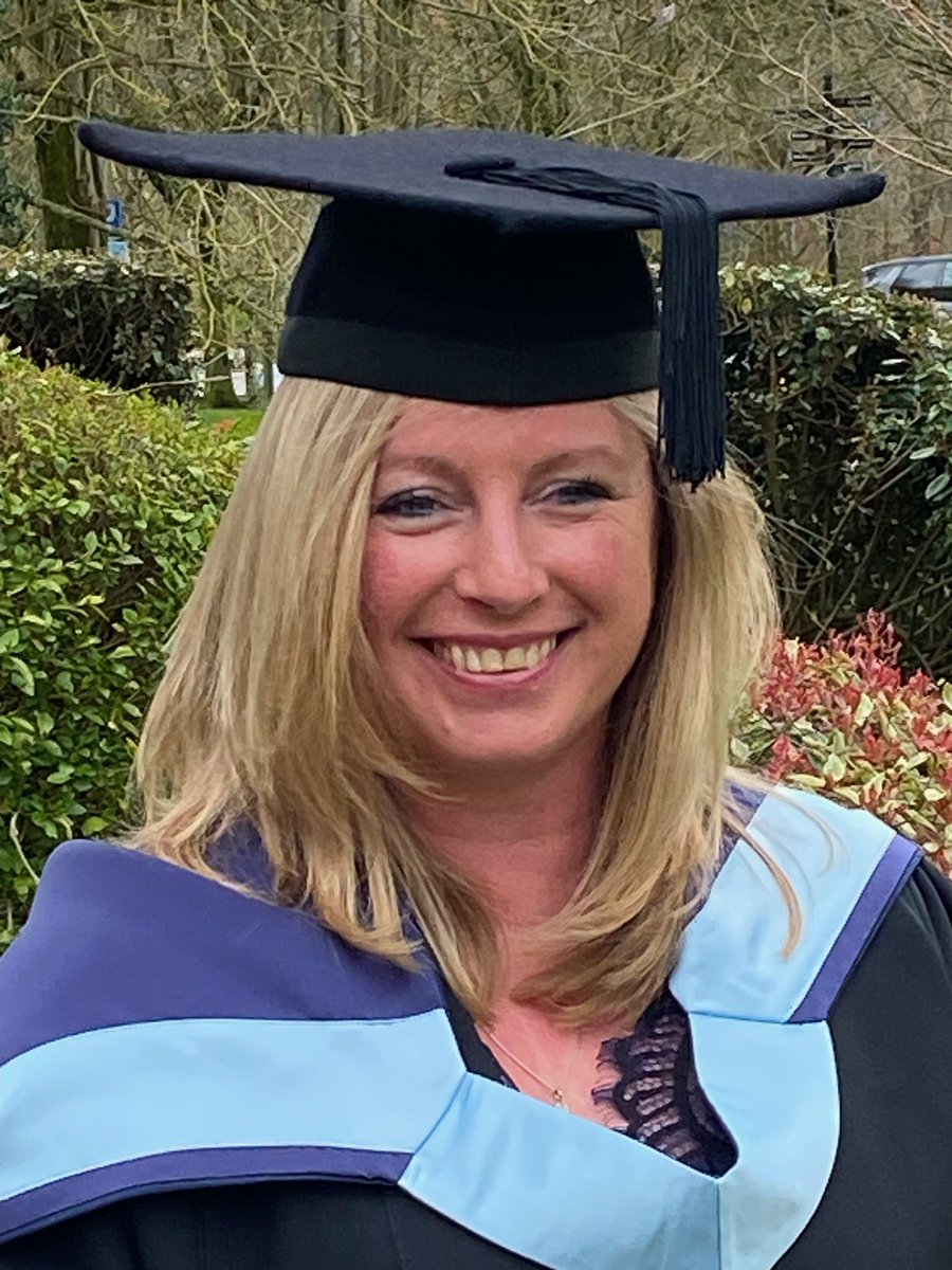 Mrs L Buckley tweet media