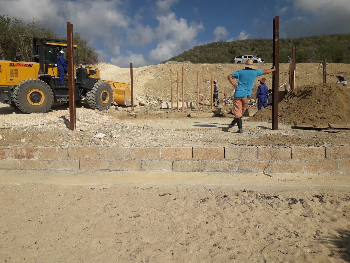 Graves violaciones del Decreto Ley de Costas en #Nuevitas bajo un "proyecto de desarrollo local". Lejos de propiciar ningún desarrollo, incrementan las vulnerabilidades ante los efectos del #CambioClimático. <a href="/OCitma/">ORSA</a> aplicó las sanciones que proceden. Los análisis continúan.