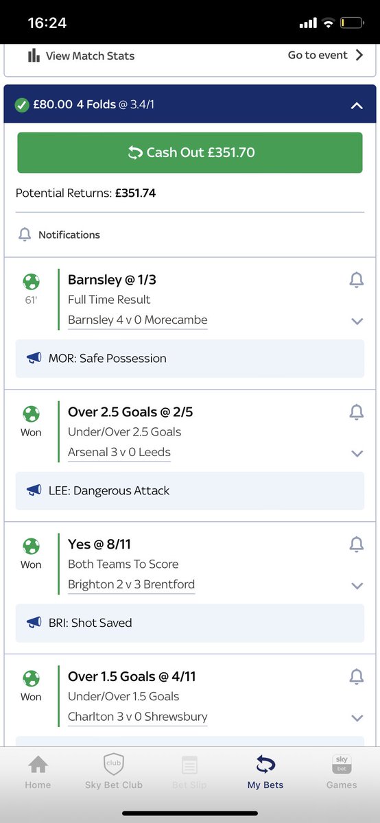 ChampagneFootb2's tweet photo. @BettingHub Great shout come across this on my time line 10mins before kick off. Bottled having Ipswich but still very happy https://t.co/7mR83vMBuk