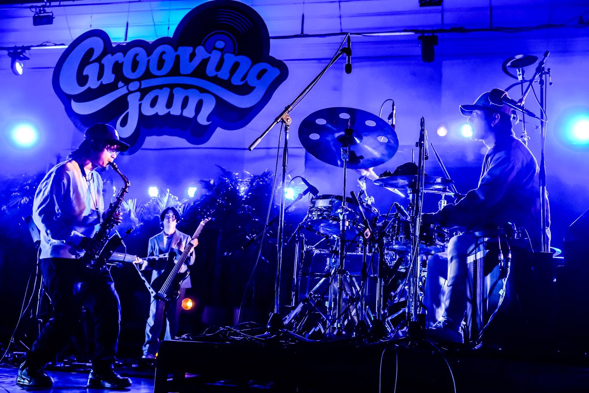 GroovingJam's tweet photo. 🪐 𝐋𝐈𝐕𝐄 𝐏𝐇𝐎𝐓𝐎 🪐

2023.4.1(sat) DAY1 

／
WONK
＼

Photo by @macoj5 
#Groovingjam 
#livephoto https://t.co/m2CBi4qFei