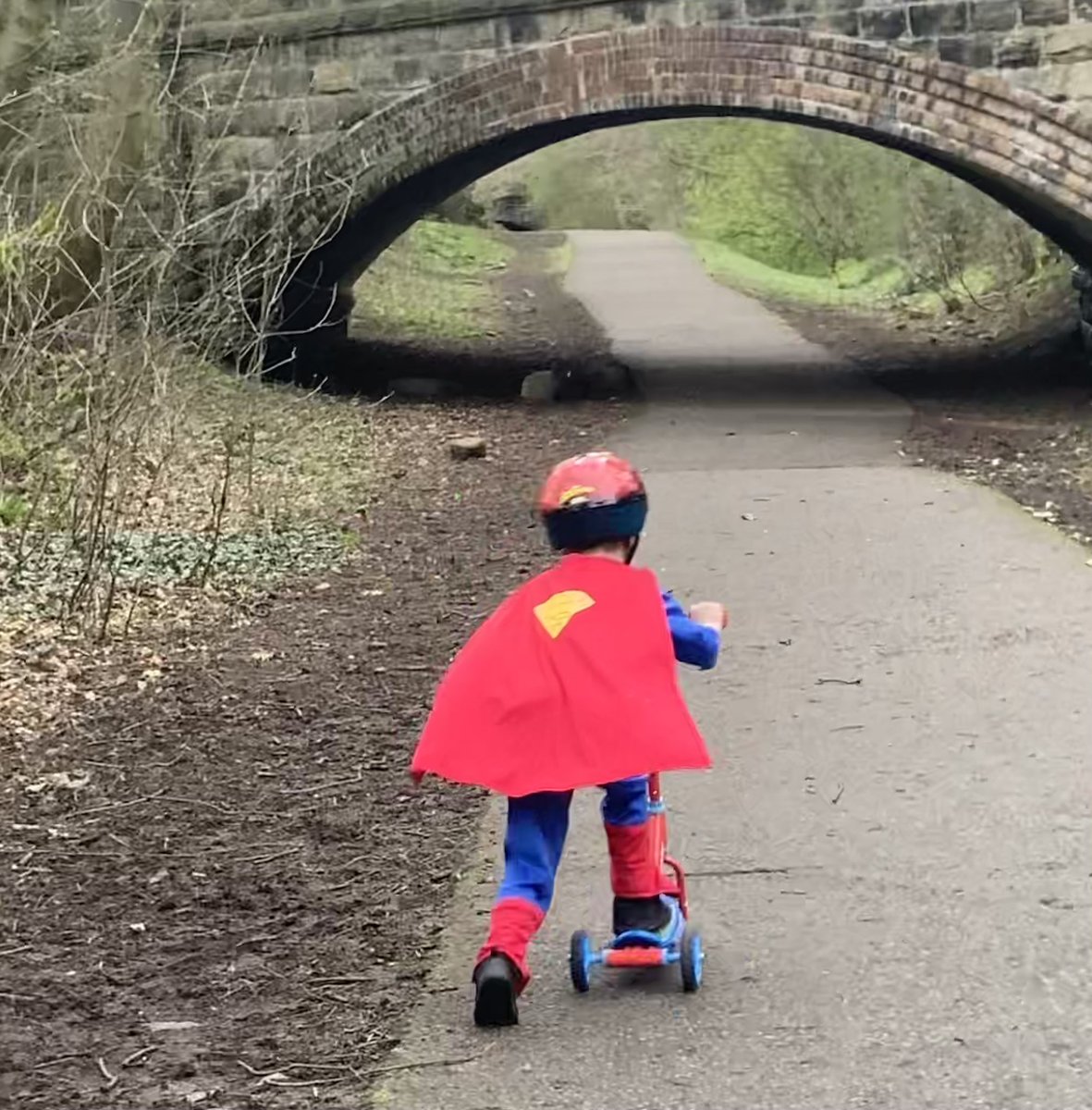 baby_hypo's tweet photo. Just an ordinary afternoon for our Type 1 Superhero 🦸🏼‍♂️ #type1diabetes #type1parenting #gbdoc https://t.co/pUEHKyzSBA