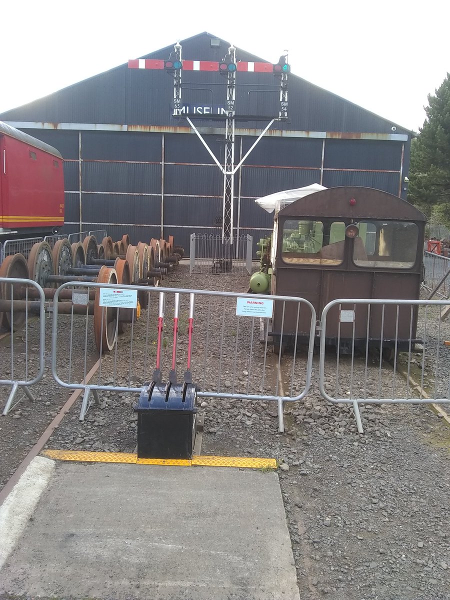 Submitting my entry for the "ludicrously large GPIO input  switches" on a <a href="/Raspberry_Pi/">Raspberry Pi</a> ZeroWH competition...