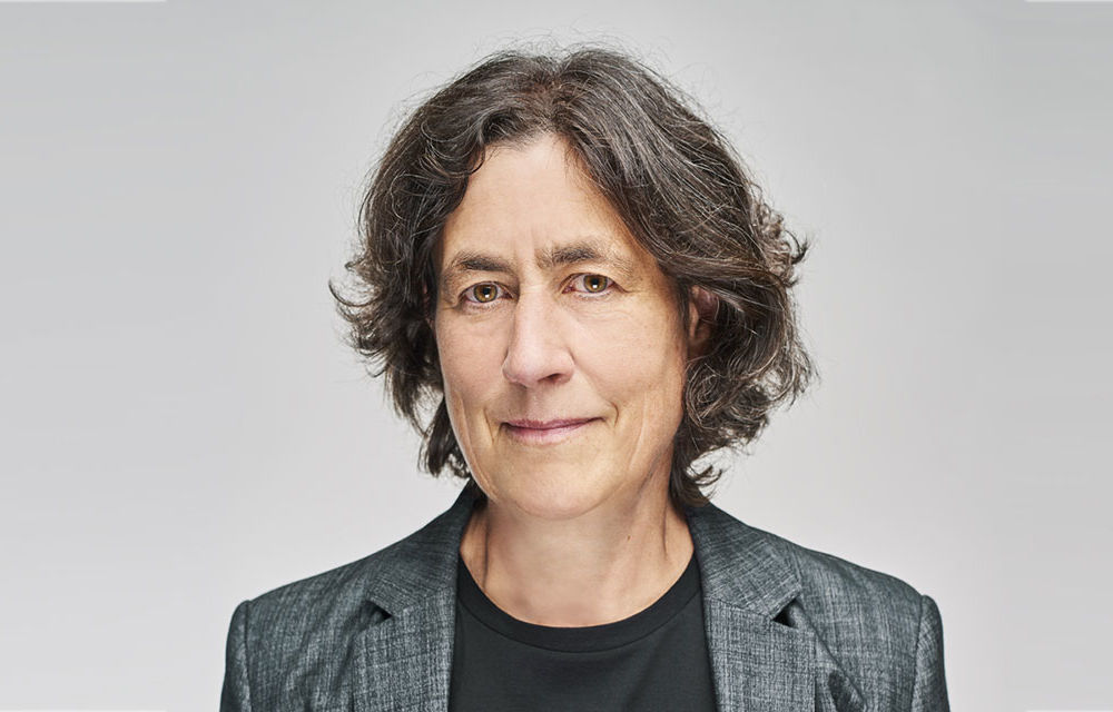 Nantanreikan's tweet photo. For everyone who insists Danielle Smith is intelligent, here's Chantal Hebert, who actually is smart:

"My fear is that she does not even grasp what is wrong and that this episode is going to be a vignette that will lead the conversation...on, frankly, stupidity... https://t.co/5Lq3Y907o9