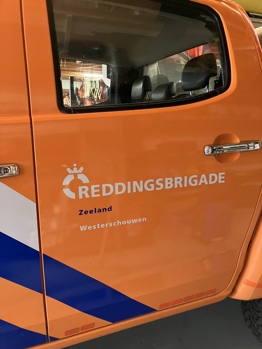 Paul_Weyling's tweet image. Leuke dag achter de rug met het verzorgen van een workshop ‘in welke staat ben jij?’ voor de vrijwilligers van de #reddingsbrigade #Westerschouwen. 

Belangrijk werk dat geheel op vrijwillige basis wordt gedaan door 150 leden! Mooi om hier een bijdrage aan te mogen leveren!