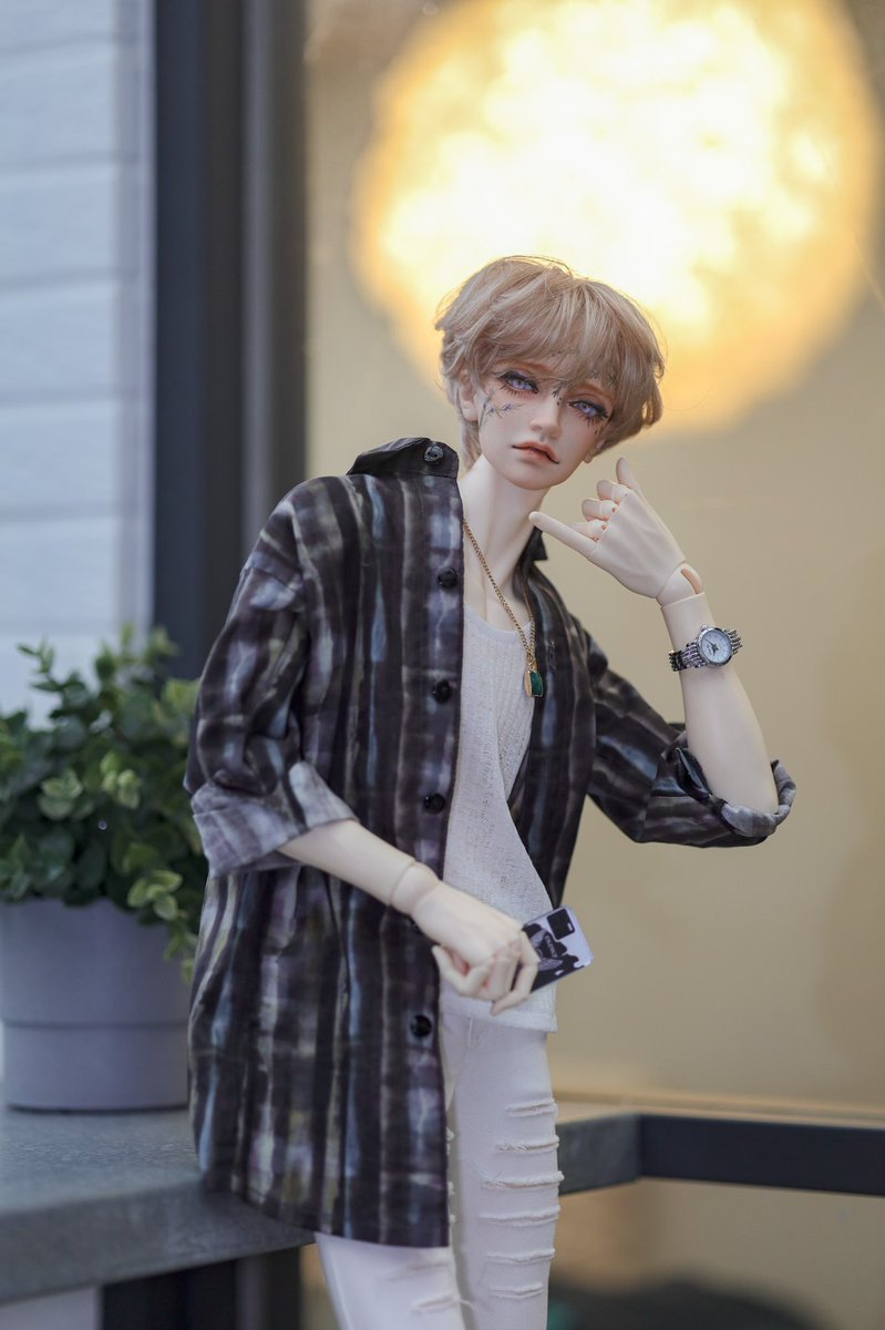 violachang0987's tweet photo. 「Just call me be happy, remember me.」
Homework 90/365
#bjd #dollswitch #fromswitch #switchdoll #球体关节人形 #스위치인형 #스위치돌 #inmtc #myhomework365 #canonphotography #canoneosrp https://t.co/257IWcayMG