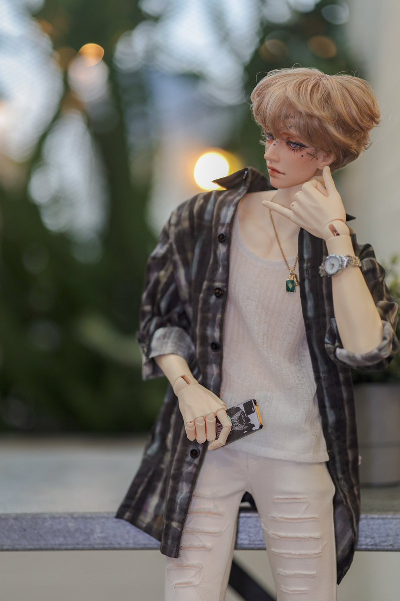 violachang0987's tweet photo. 「Just call me be happy, remember me.」
Homework 90/365
#bjd #dollswitch #fromswitch #switchdoll #球体关节人形 #스위치인형 #스위치돌 #inmtc #myhomework365 #canonphotography #canoneosrp https://t.co/257IWcayMG