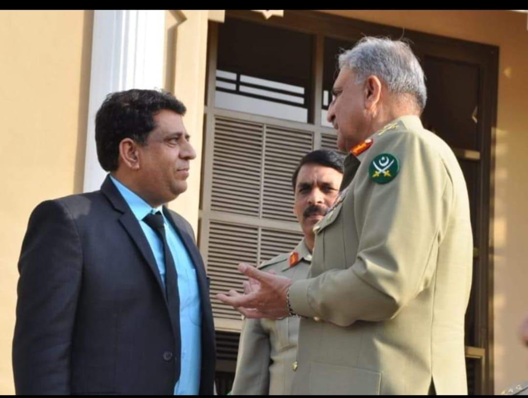 Mahla_Muzamil's tweet photo. Stop oppression and  Release Dr Amir Jalal. 

@OfficialDGISPR  @ImranKhanPTI  @AndleebAbbas @PTIOfficialLHR @Asad_Umar 
#westandwithamirjalal 
#justicefordramirjalal
 #justiceforamirjalal https://t.co/ruP4YhUq1p