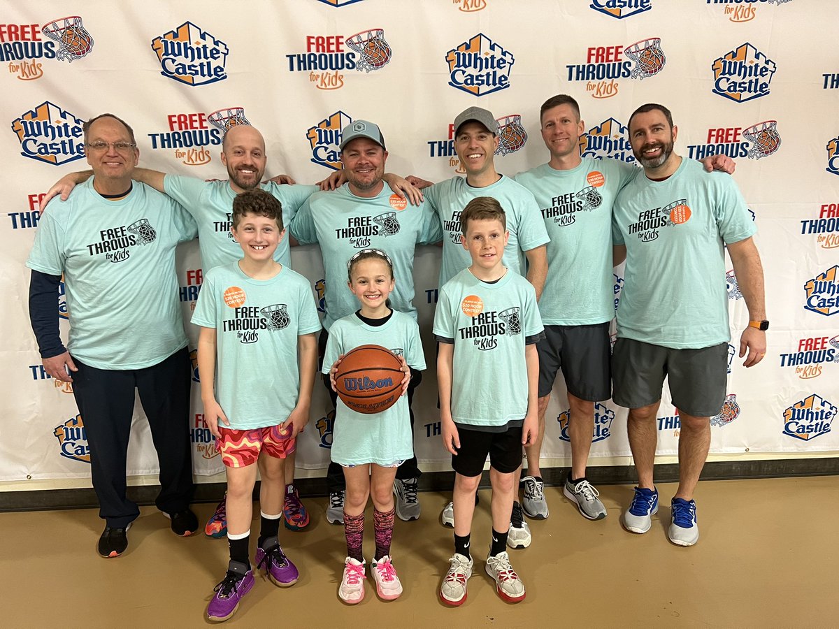 LaurenB50794395's tweet photo. Bucket Squad is representing at Free Throws For Kids in Cincinnati, Ohio!!!
@Jesser @BucketSQD @FTforKids #FTFK https://t.co/IJnt7vzKrZ
