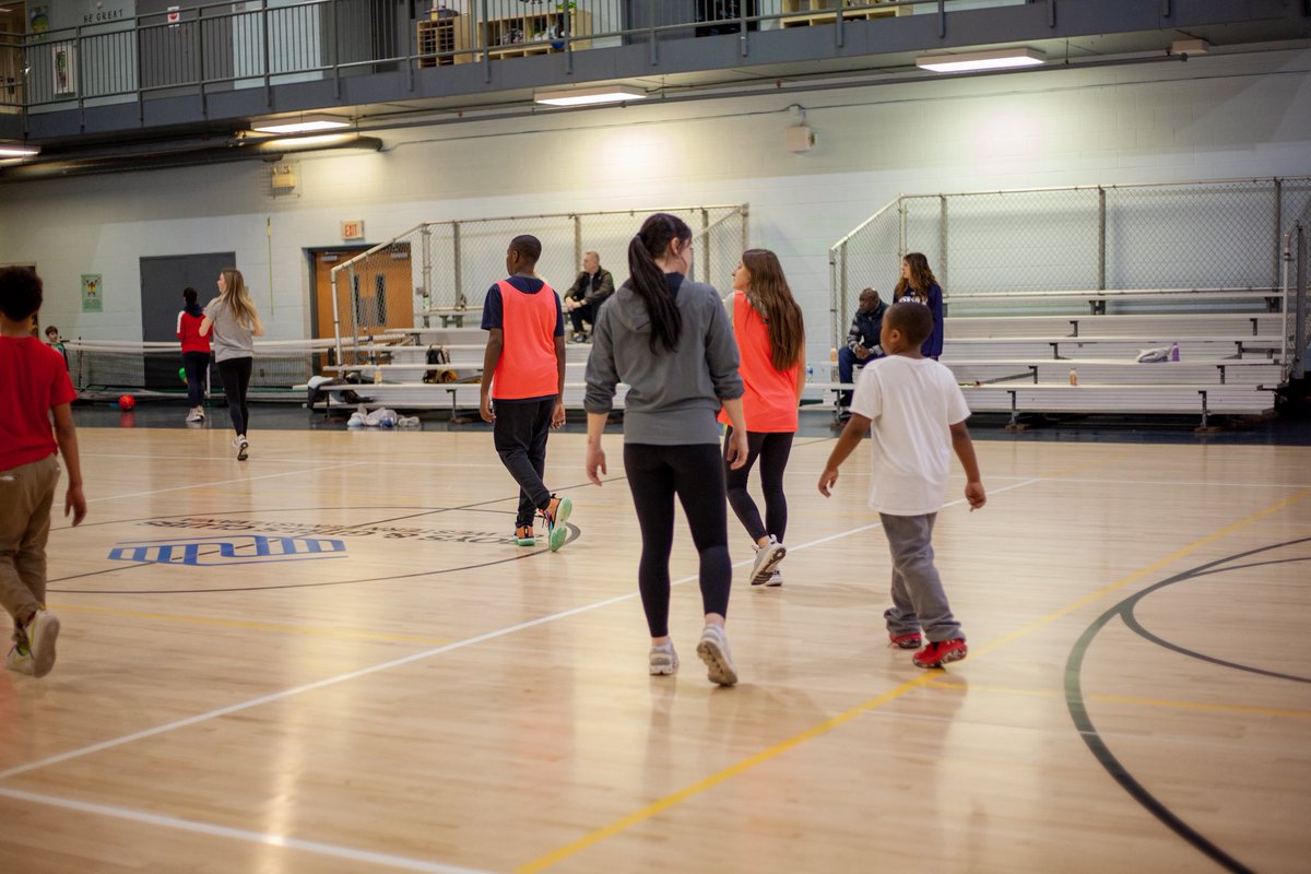 RMUWSoccer's tweet photo. We had such a great time at the @bgcwpa_sports clinic last night!!! Thanks for having us!! ⚽️⚽️⚽️

#BobbyMoSoccer |🔴⚽️🔵| #RMUnite https://t.co/lG3b1MSHYx