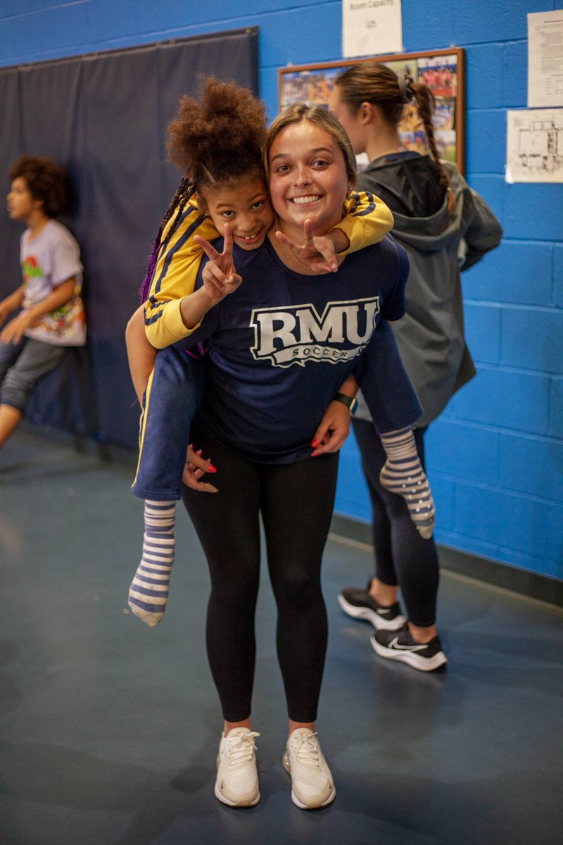 RMU Women's Soccer (@rmuwsoccer) on Twitter photo We had such a great time at the <a href="/bgcwpa_sports/">BGCWPA Sports</a> clinic last night!!! Thanks for having us!! ⚽️⚽️⚽️
#BobbyMoSoccer |🔴⚽️🔵| #RMUnite We had such a great time at the <a href="/bgcwpa_sports/">BGCWPA Sports</a> clinic last night!!! Thanks for having us!! ⚽️⚽️⚽️
#BobbyMoSoccer |🔴⚽️🔵| #RMUnite