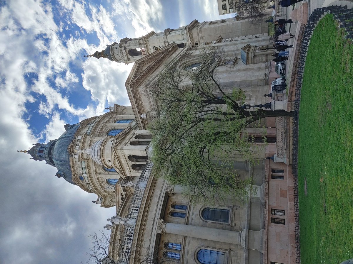 Visited Budapest for the first time to attend the #EuropeanPhagocyteWorkshop with those two gorgeous people.
Beautiful city, delicious food and the best time!