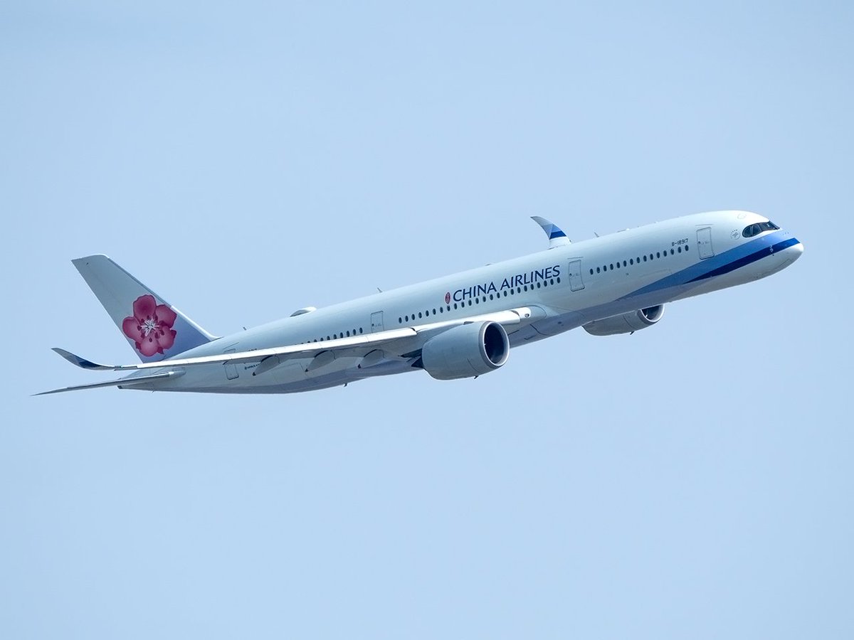 China Airlines A350-900 departing JFK yesterday.

#spotjfk #aviationphotography