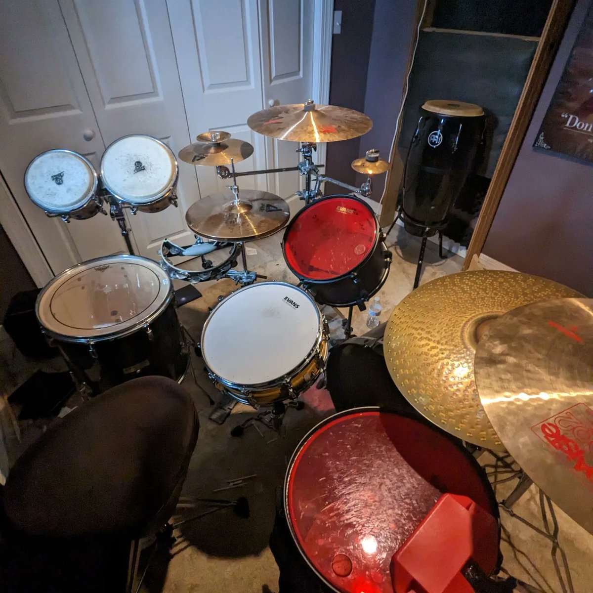JMSchuetrumpf's tweet image. I got a stand for my new #cymbal. And I added an old floor tom underneath the #bongos.

#drums #drum #musician #music