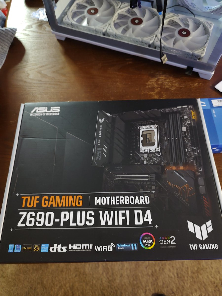 VP_geo_VP's tweet photo. Custom PC building #pcgang #custompc #deltapwn #corsair #asus #watercooled #pcgaming #gamer #PCGamer #z690 dm me for more info on pricing https://t.co/vhfruxDfu0