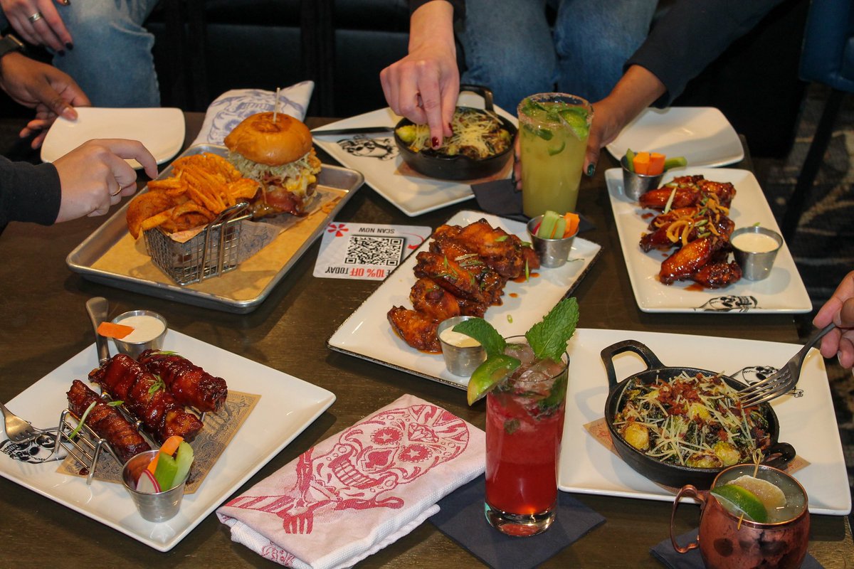 😋 This what I call a balanced weekend 🏀
Make your reservations for the big games now!

#dmvfoodie #WashingtonDC #guysdckitchen