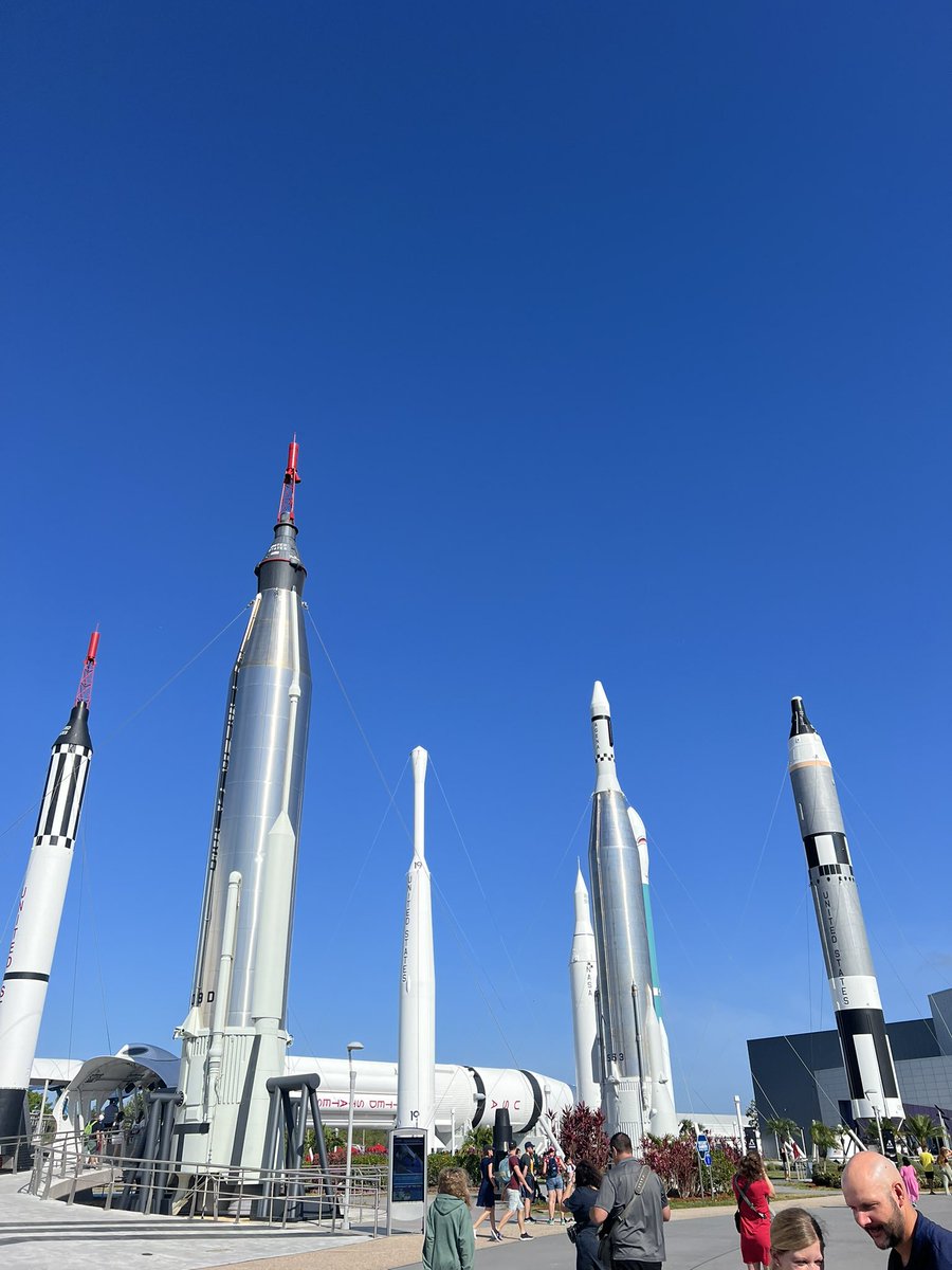 SharksDLipa's tweet photo. Had the opportunity to attend the Annual Career and Networking Event: Finding Your Career In Space and Stem at NASA today. Thank you @mcilse and @pascoschools for letting us know about the event! https://t.co/Dhop2IktA6