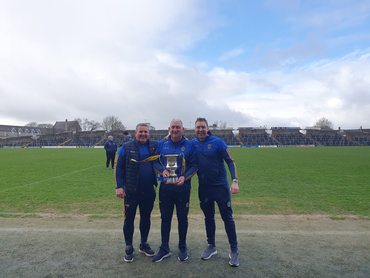 DaithiHand's tweet photo. Curaidhe 3A/ Division 3A NHL champions. Buíochas mór le @RoscommonGAA as an deis a thabhairt dúinn triúr. #QualterforPresident https://t.co/KZx0IDDNgh