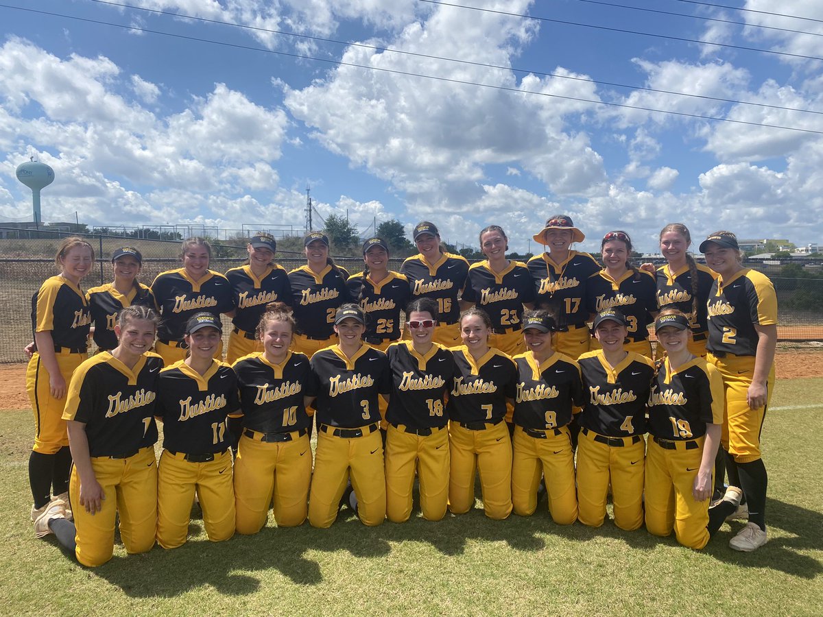 Waking up to the snow has us all reminiscing on our amazing trip to Florida. We are so grateful for our support system who followed us to Florida and those that were following us from afar! Next up, conference season!