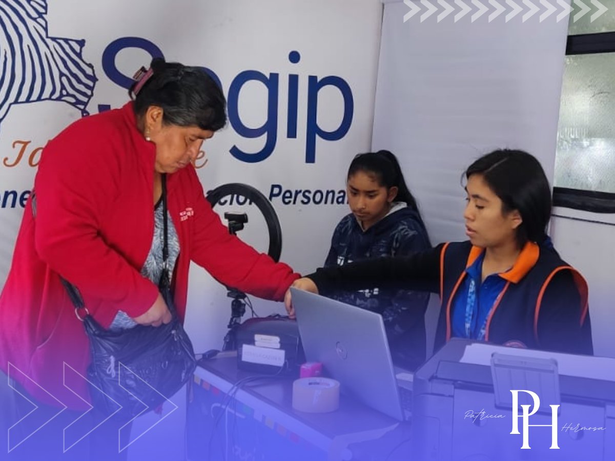 PatyHermosaG's tweet photo. Con el objetivo de declarar a Tarija como departamento #LibreDeIndocumentados, nuestro #SegipMóvil está brindando el servicio de emisión de cédulas de identidad en el parque Bolívar de la chura #Tarija.
Te esperamos hoy hasta las 15:00 hrs. https://t.co/Q9m1t1ntrv
