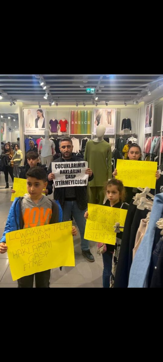 CDirenisi's tweet photo. BASIN AÇIKLAMASI 📢📢📢

Deprem bölgesine gönüllü olarak yardıma giden ve tüm hakları Gasp edilerek işten atılan  depo işçisi @SerkanYlmz60  Basın açıklamasına davet ediyor.

Tarih: 2 Nisan Pazar
Saat: 14:00
Yer : Kadıköy Halitağa  @LCWaikiki
#KurtuluşİşçininKendiEseriOlacaktır https://t.co/75nnNxMWzC