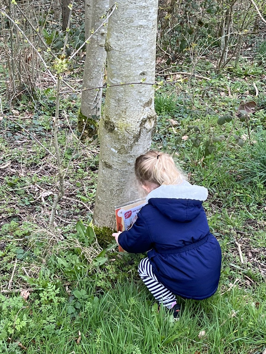 SeabridgeSchool's tweet photo. Mr Drakeley and his little helper have been busy hiding books. Can you find them?

Don’t forget to post a picture! https://t.co/0WsbGeZTk1