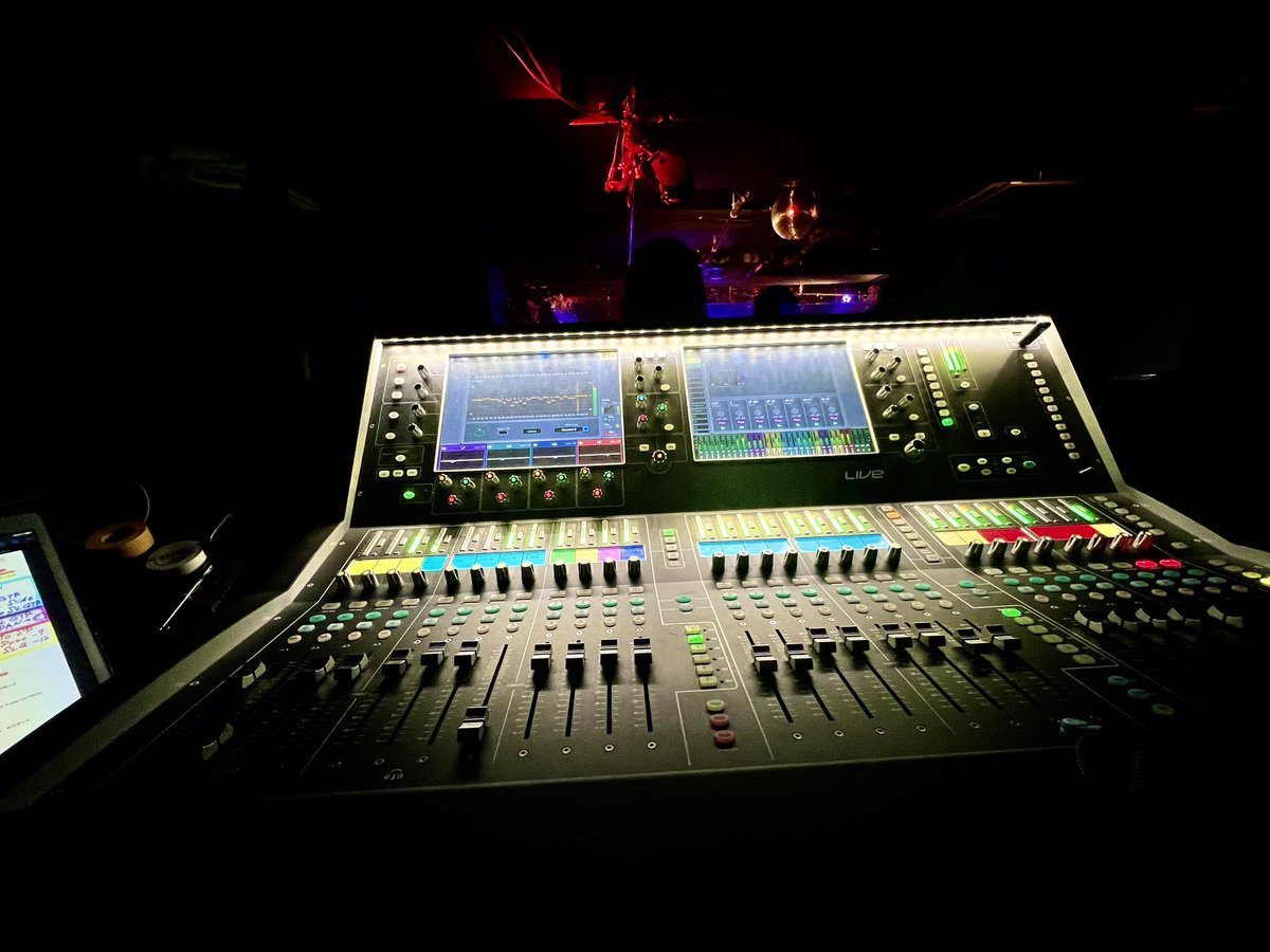 Loud_kids_dai's tweet image. 久しぶりのUCHUSENTAI:NOIZで初めましての松本ALECXでした！！
渋滞でどのバンドさんもあたふた&amp;amp;初めてのdLiveに悪戦苦闘でしたがいい感じにまとまったし盛り上がってよかった👍
たくさんお久しぶりな方にも会えてよかった☺️

お疲れ様でした！！
#uchusentainoiz 
#dlive 
#ALECX