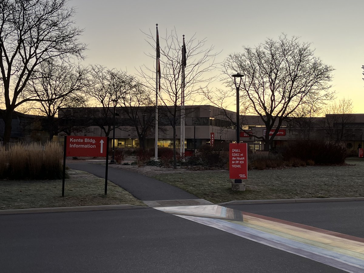 abaskwill's tweet photo. This is NOT an #AprilFoolsDay2023 joke. @LoyalistCollege is hosting our #OpenHouse TODAY from 12-3! Hope to see you there.
#OneSmallStep #ThePowerOfSmall #BigImpact #DestinationLoyalist https://t.co/uP3qlEwZ91