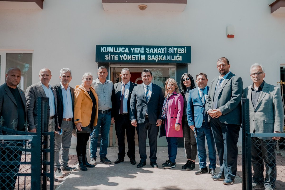 seldaonerdeva's tweet photo. Kumluca sanayii sitesi ziyaretimizde çekiç sesi duymadık...Esnaf oturmaktan yorgundu.. https://t.co/A9s8VUOL3Y
