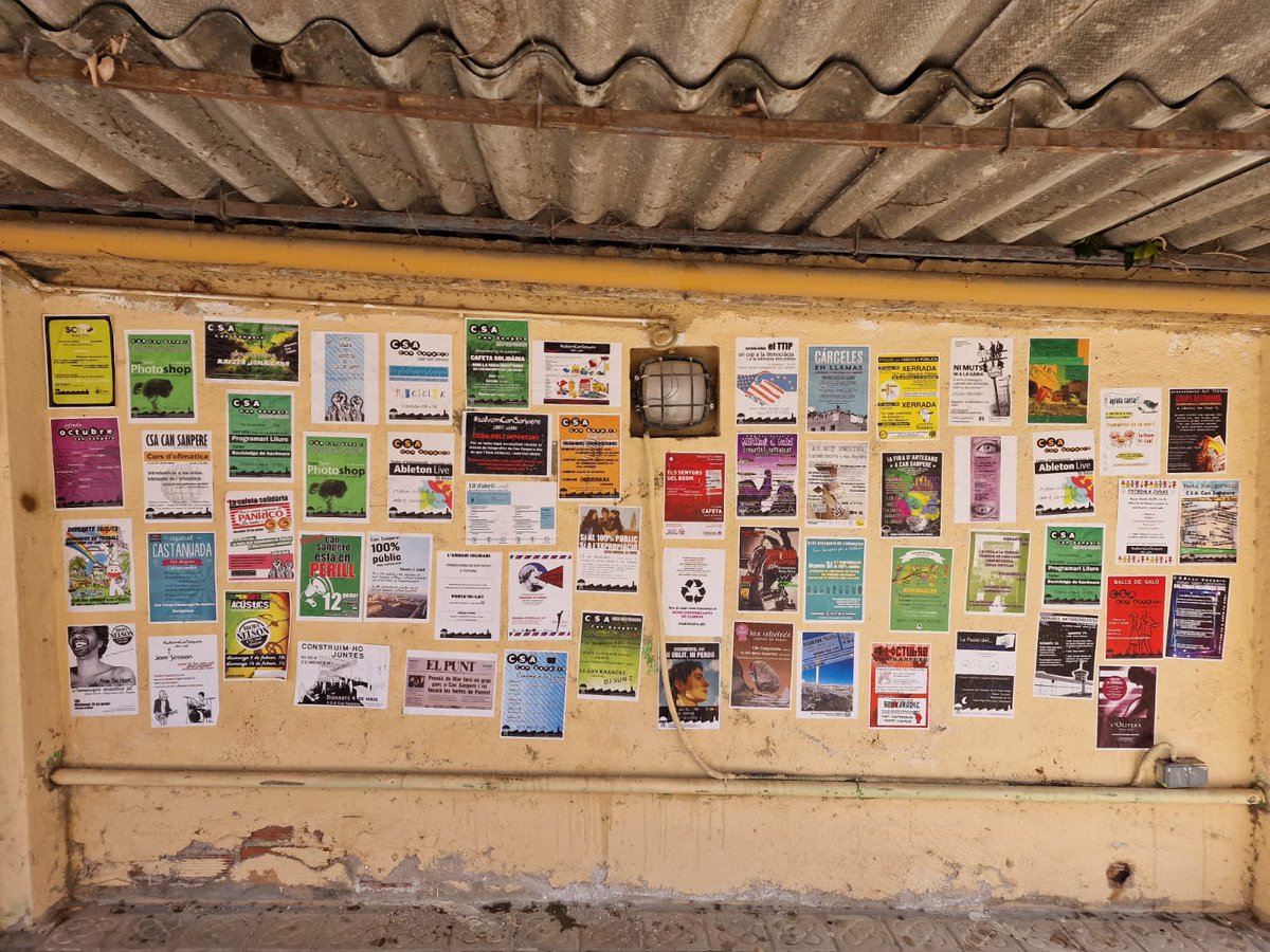 CanSanpere_'s tweet photo. A la rampa també podreu trobar un mural amb tots els actes que hem fet aquests 10 anys d'ocupació 💖 https://t.co/sgMV2PA08m